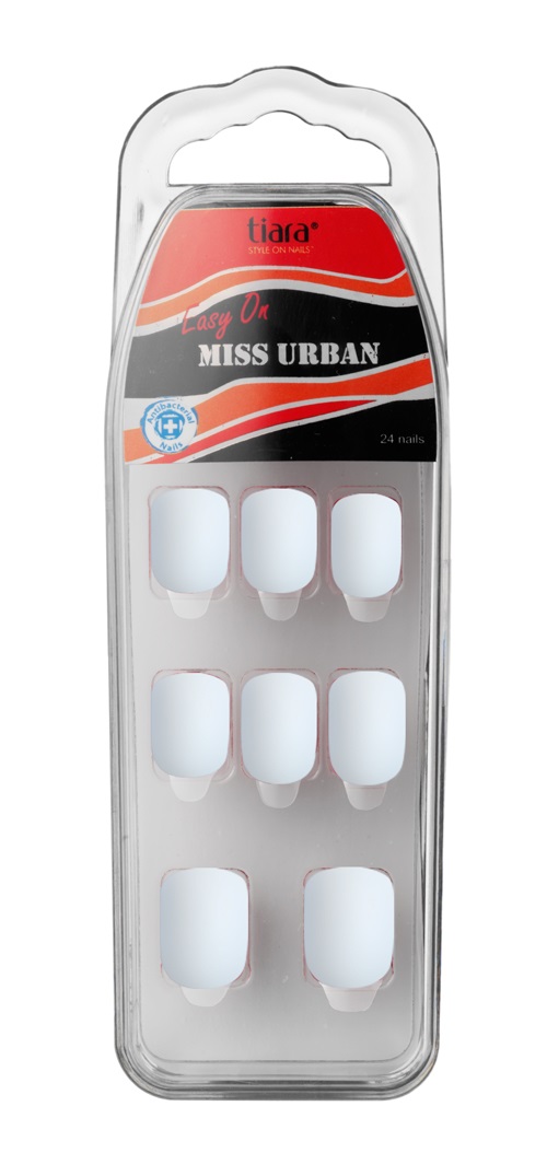 Tiara Nails Miss Urban Natural Wit